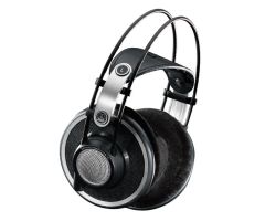 AKG K702