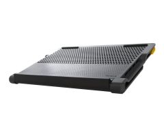 Targus Chill Mat mit 4-Port 2.0 Hub (bis zu 17", 4xUSB, schwarz)